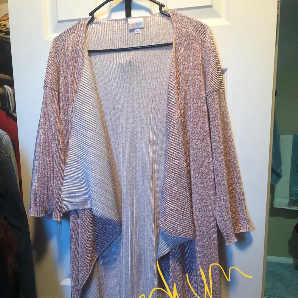 Silky cover up that is ribbed